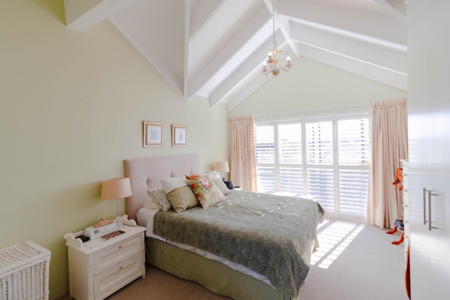 3 Bedroom Property for Sale in Sandbaai Western Cape